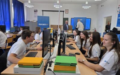 Županija donirala vrijedna računala našoj školi