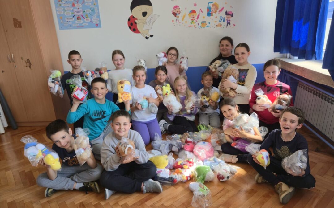 Donacija plišanaca za KBC